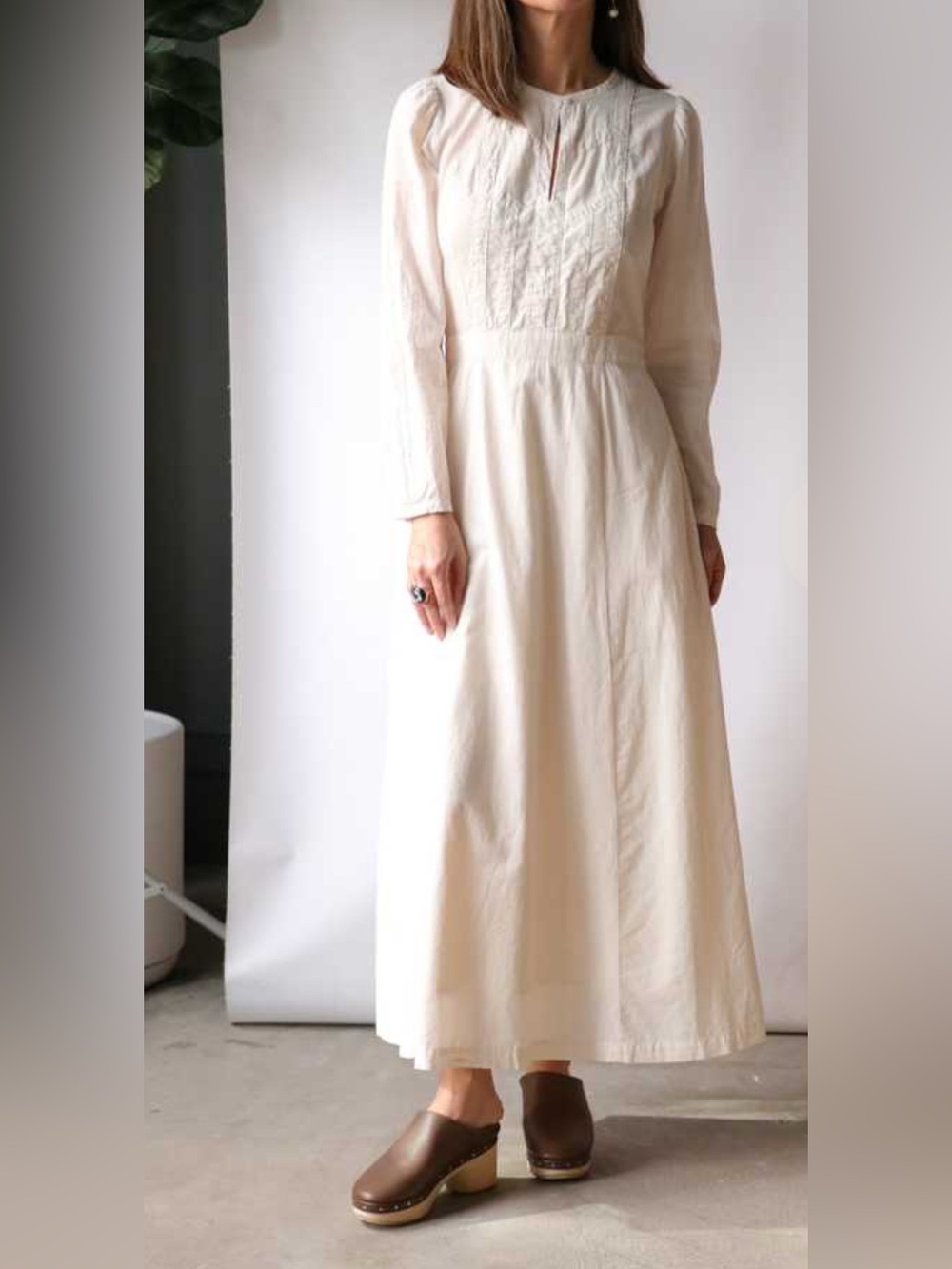 NWT XiRENA Finna Dress in Sand size Large